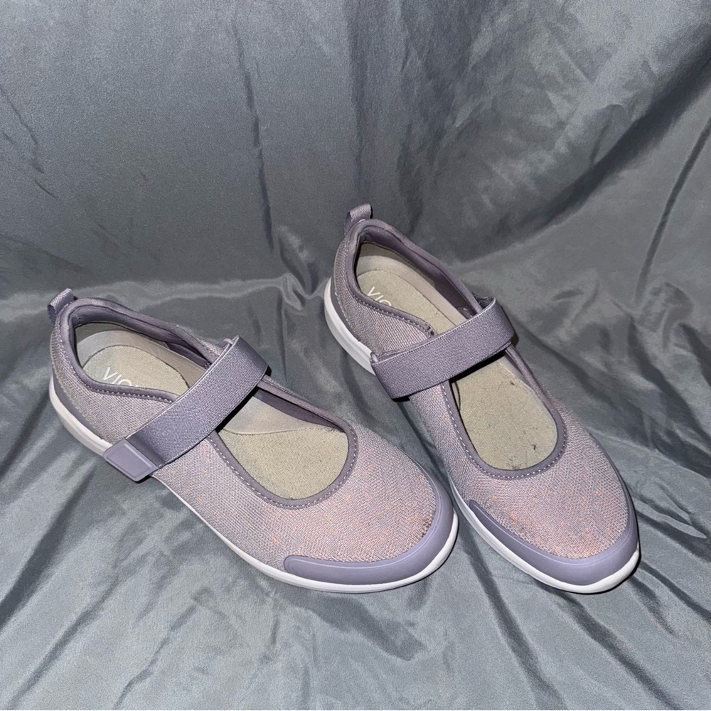 Purple Slip On Vionic Sneakers Women’s Size 9- Jessica Style